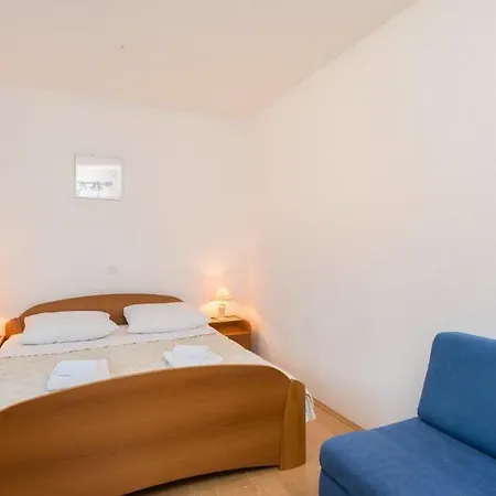 Maestral Apartment *