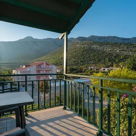Apartment Maestral