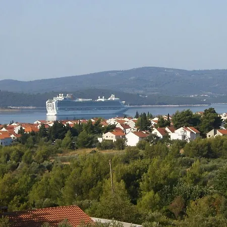 Apartment Maestral