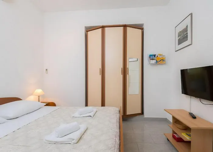 Apartman Maestral *