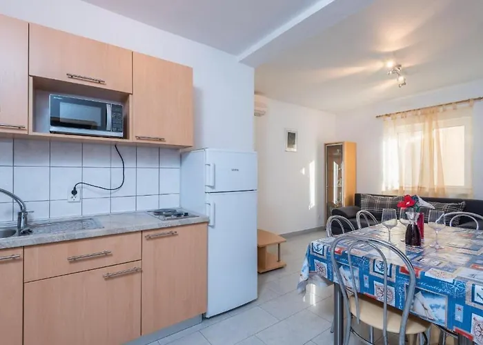 Maestral Apartman *